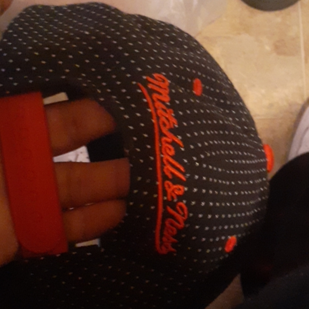 Hat - Picture 3 of 3